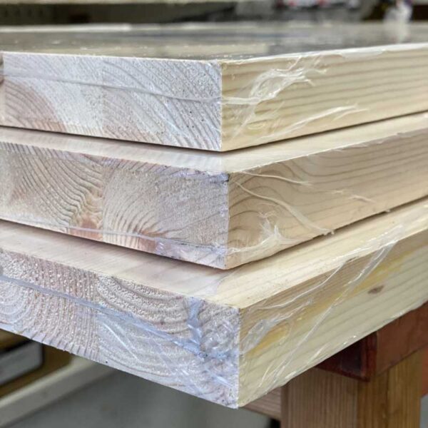 Laminated Pineboards 18mm - 1200mm x 600mm - Image 2